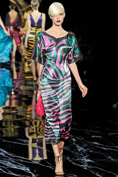 Look 48